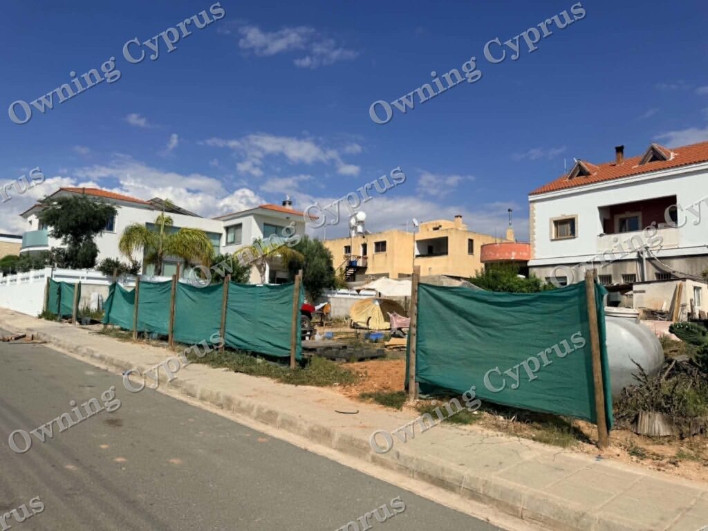 Plot in Paphos