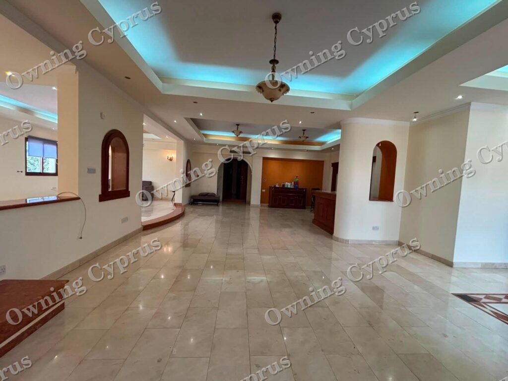 Upper Floor House/Office in Paphos