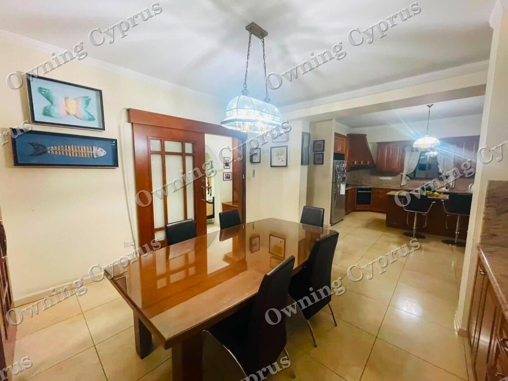 Upper Floor House/Office in Paphos