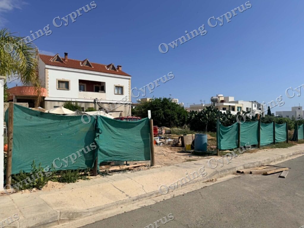 Plot in Paphos