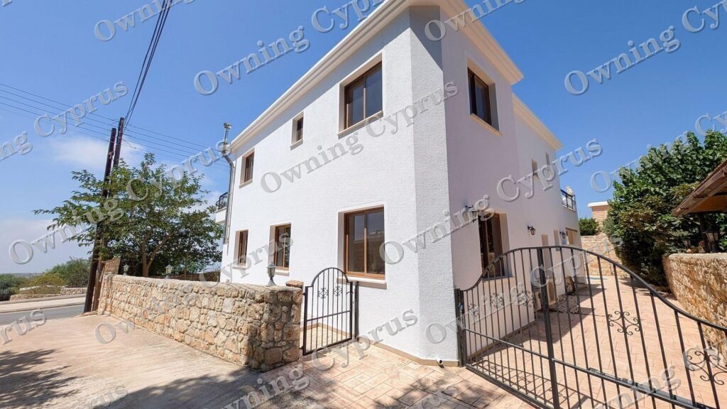 Detached two-storey House in Ineia, Paphos – 41056