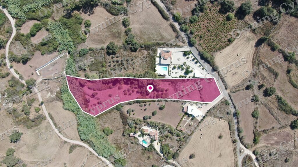 Touristic Field, Drouseia, Paphos – 43377