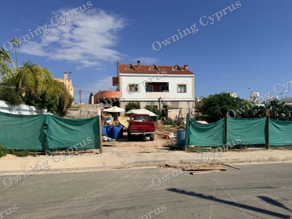 Plot in Paphos