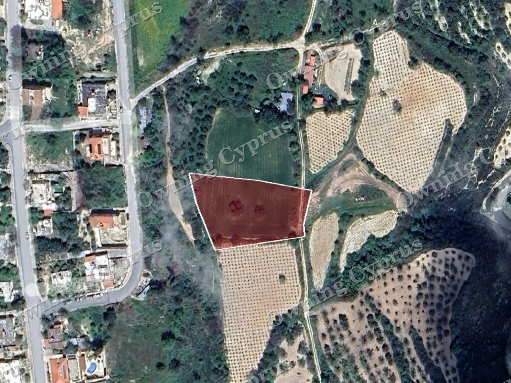 Field for sale, Theletra - PR38059